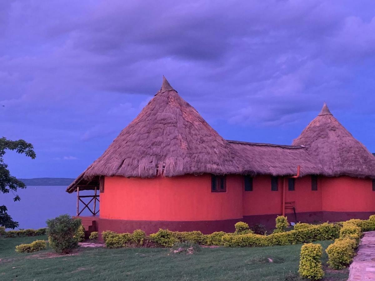 Samuka Island Retreat Villa Jinja Buitenkant foto