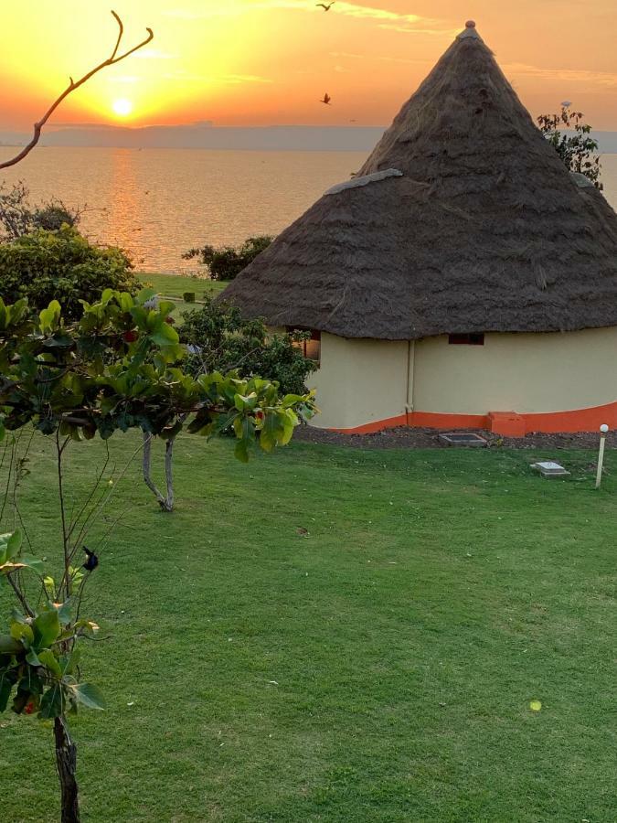 Samuka Island Retreat Villa Jinja Buitenkant foto